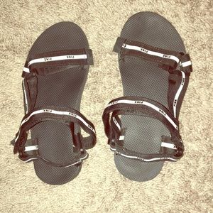 Black/White VS Pink Strap Velcro Sandals
